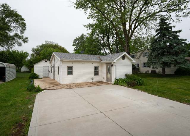 Property at 315 Main St, Norwalk, IA 50211, 2 beds, 1 bath