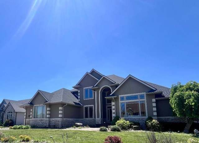 Property at 1205 NE 31st St, Ankeny, IA 50021, 5 beds, 4.5 baths