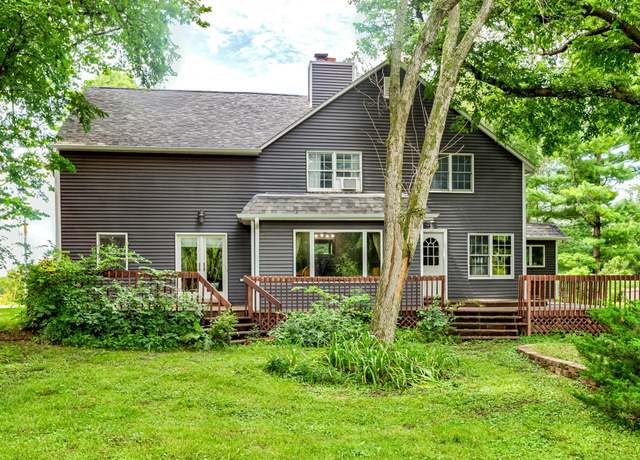 Property at 2005 N Dakota Ave, Ames, IA 50014, 4 beds, 2 baths