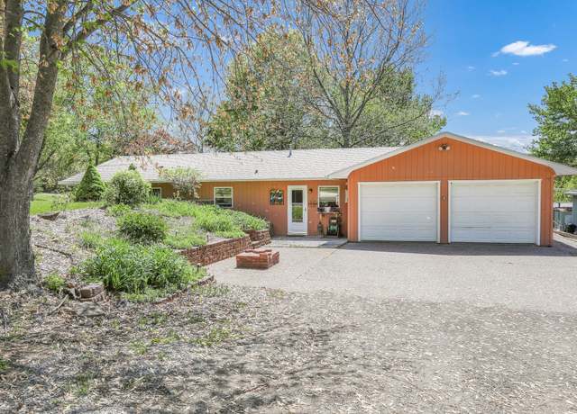 Property at 123 Timber Ridge Dr, Pella, IA 50219, 3 beds, 2 baths