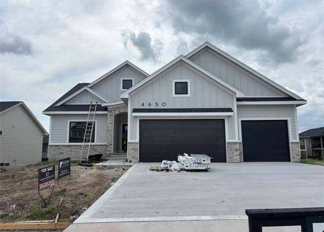 Property at 4650 178th St, Urbandale, IA 50323, 4 beds, 3 baths
