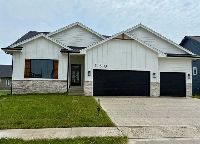 Property at 150 NW Ashley Ct, Waukee, IA 50263, 3 beds, 2 baths