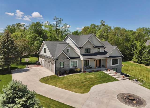 Property at 114 Tradition Dr, Polk City, IA 50226, 5 beds, 5 baths