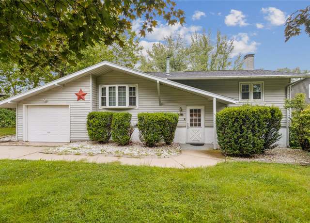 Property at 622 E Alta Vista Ave, Ottumwa, IA 52501, 3 beds, 2 baths
