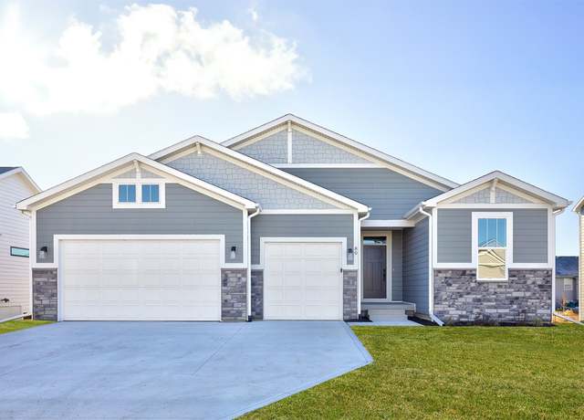 Property at 80 NW Ashley Ct, Waukee, IA 50263, 5 beds, 3 baths