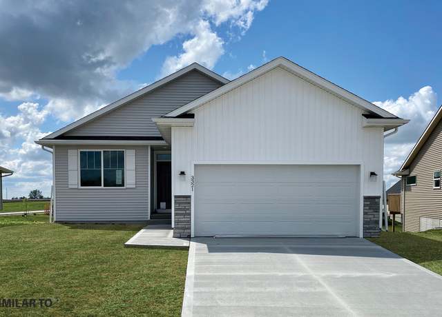 Property at 4215 NE 3rd St, Ankeny, IA 50021, 3 beds, 2 baths