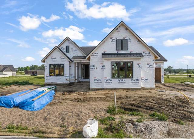 Property at 309 SW 18th St, Ankeny, IA 50023, 4 beds, 3.5 baths