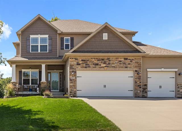 Property at 2056 SE Fox Valley Dr, West Des Moines, IA 50265, 4 beds, 3.5 baths
