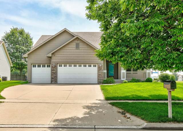 Property at 705 SE Lowell Dr, Ankeny, IA 50021, 3 beds, 2 baths