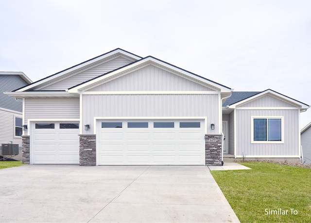 Property at 9423 Modena Ln, West Des Moines, IA 50266, 3 beds, 3 baths