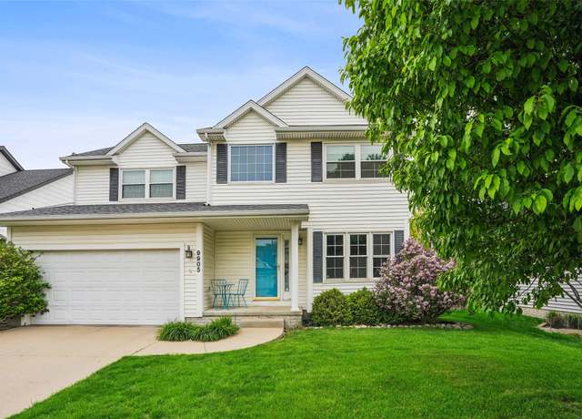 Property at 9905 Mcwilliams Dr, Johnston, IA 50131, 3 beds, 2.5 baths