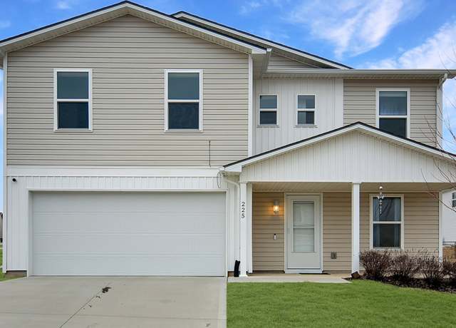 Property at 225 Maple Ave, Norwalk, IA 50211, 4 beds, 2.5 baths