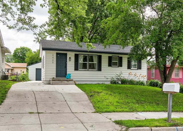 Property at 2405 Williams St, Des Moines, IA 50317, 3 beds, 1 bath