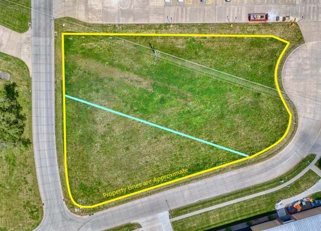 Property at TBD SE 9th St SE, Pella, IA 50219