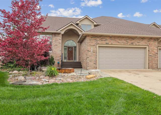 Property at 954 Glen Oaks Ter, West Des Moines, IA 50266, 4 beds, 3.5 baths