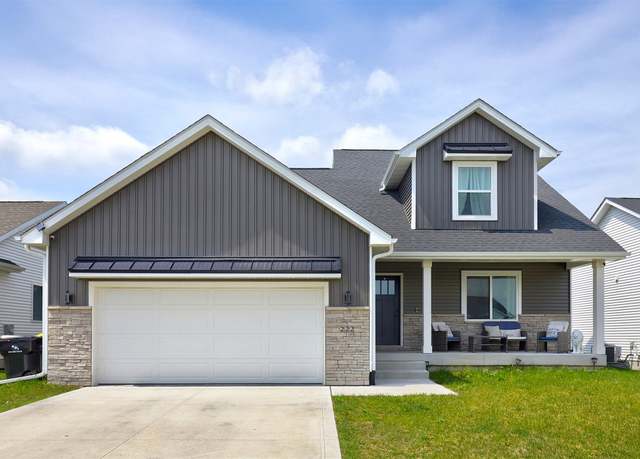 Property at 222 NW Lexington Dr, Waukee, IA 50263, 4 beds, 2.5 baths