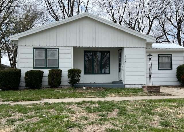 Property at 716 N Main St, Stuart, IA 50250, 2 beds, 1 bath