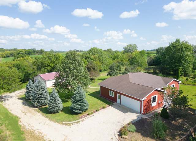 Property at 7557 30th Ave, Norwalk, IA 50211, 5 beds, 3 baths