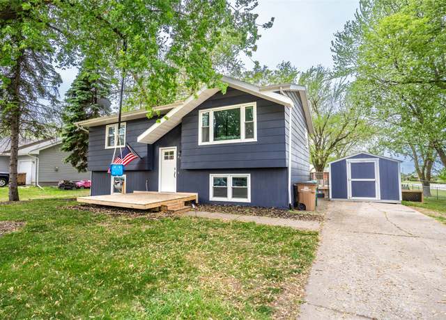 Property at 200 Space Ave SW, Mitchellville, IA 50169, 3 beds, 1.5 baths