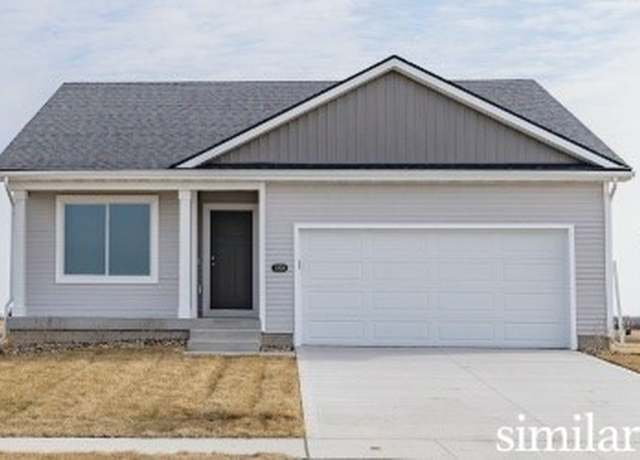 Property at 4408 Honey Bee Rdg, Des Moines, IA 50317, 3 beds, 3 baths