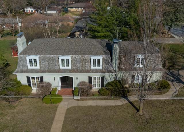 Property at 7819 Luin Ln, Windsor Heights, IA 50324, 4 beds, 3 baths