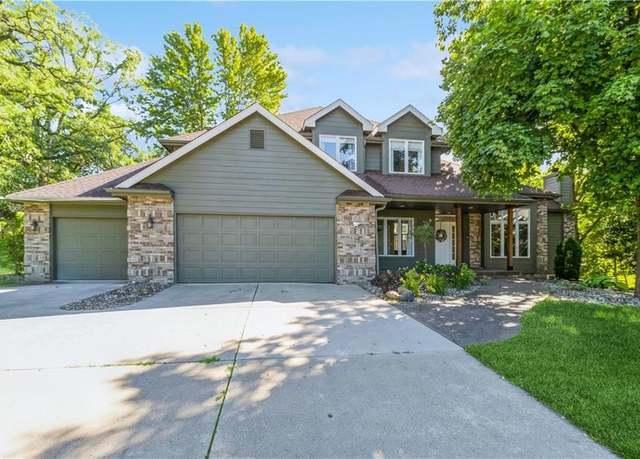 Property at 6917 Capitol View Ct, Johnston, IA 50131, 4 beds, 3.5 baths