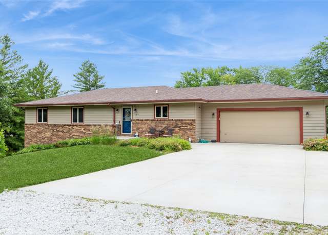 Property at 7169 NW 28th St, Ankeny, IA 50023, 3 beds, 3 baths