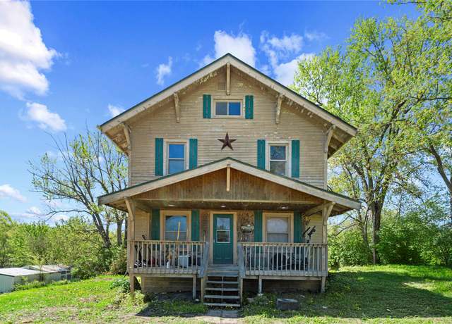 Property at 9044 Nevada St, Indianola, IA 50125, 3 beds, 2 baths