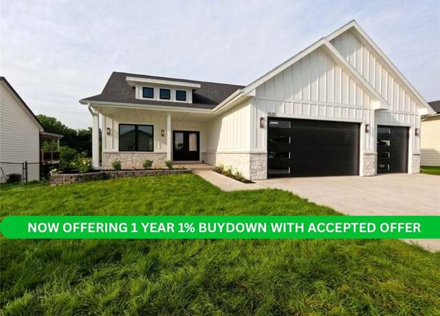 Property at 1020 Harrington Way, Waukee, IA 50263, 5 beds, 3 baths
