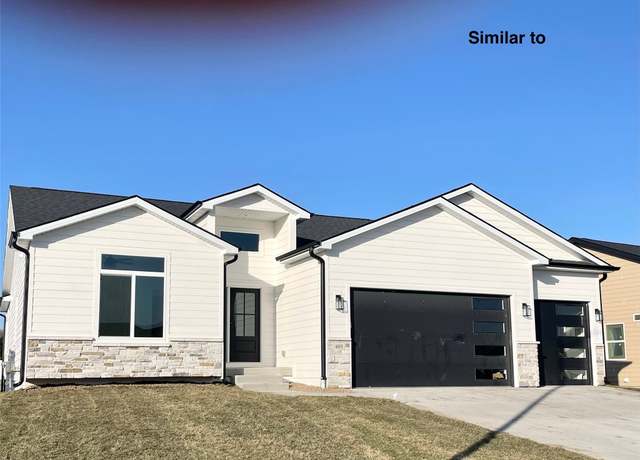 Property at 1420 NW Yorktown Dr, Waukee, IA 50263, 5 beds, 3 baths