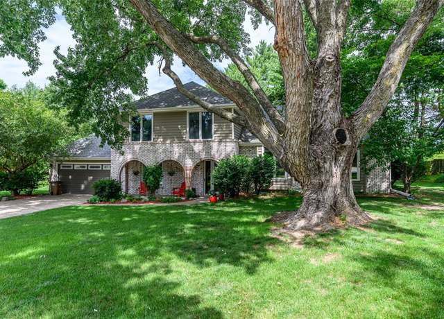 Property at 4519 Colt Dr, West Des Moines, IA 50265, 4 beds, 2.5 baths