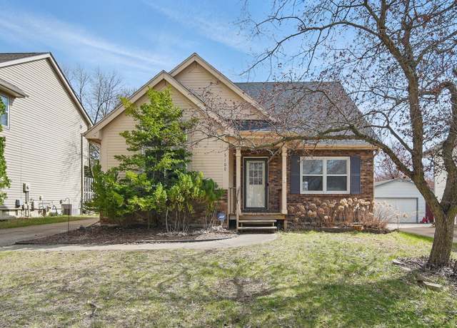 Property at 5100 Tamara Ln, West Des Moines, IA 50265, 3 beds, 2 baths