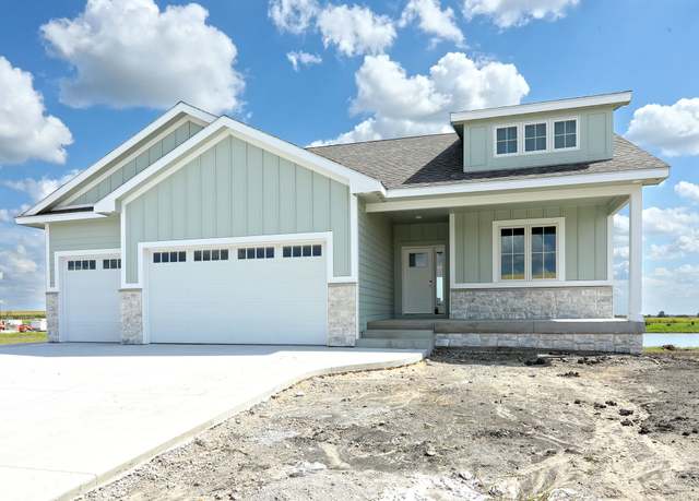 Property at 715 SW Cattail Rd, Grimes, IA 50111, 4 beds, 3 baths
