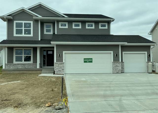 Property at 6732 Bright St, Johnston, IA 50131, 5 beds, 4 baths