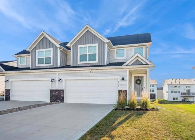 Property at 4721 172nd St, Urbandale, IA 50323, 3 beds, 2.5 baths
