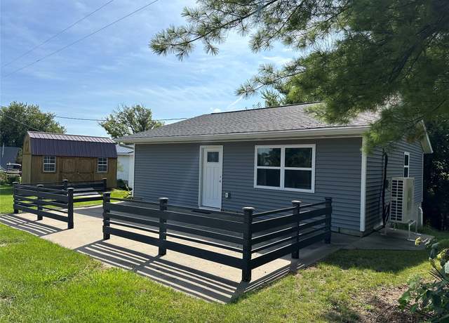 Property at 5232 Skyline Dr, Brooklyn, IA 52211, 2 beds, 1 bath