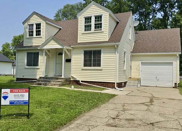 Property at 808 Grove St, Adel, IA 50003, 3 beds, 2 baths