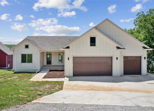Property at 28681 Meadow Ct, Moravia, IA 52571, 4 beds, 3 baths