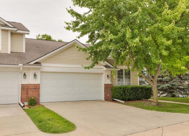 Property at 8624 Bromley Pl, Johnston, IA 50131, 2 beds, 2 baths
