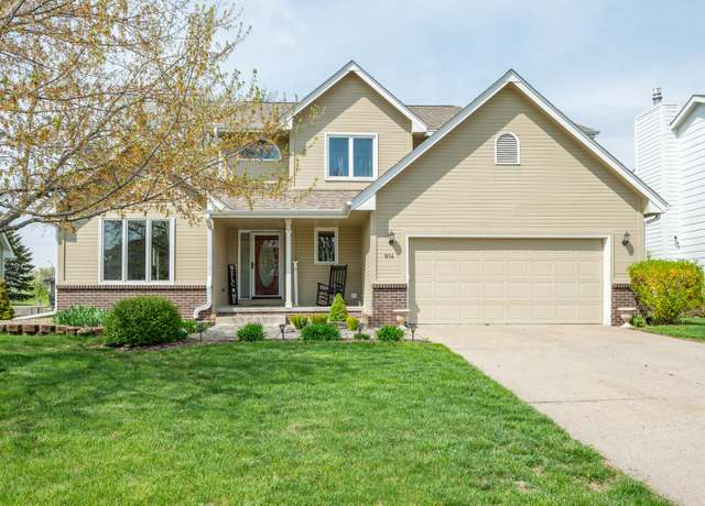 Property at 914 NE 9th St, Ankeny, IA 50021, 3 beds, 3.5 baths