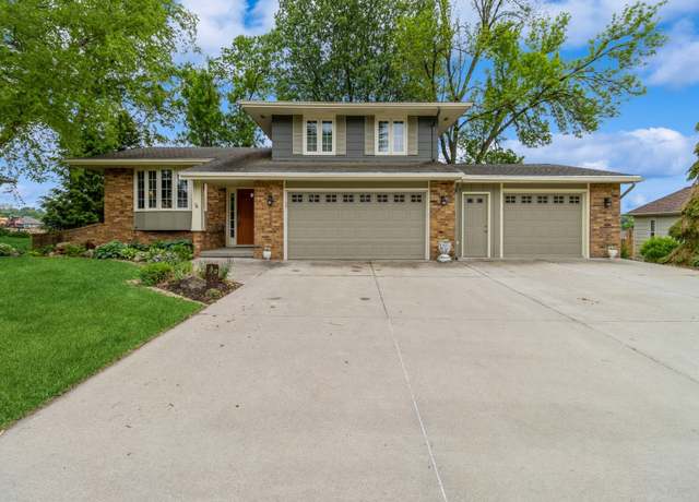 Property at 901 Scott Felton Rd, Indianola, IA 50125, 4 beds, 3 baths