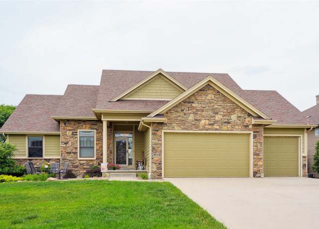 Property at 4014 NE Bellagio Cir, Ankeny, IA 50021, 5 beds, 3 baths