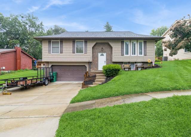 Property at 1010 Caroline Ter, Indianola, IA 50125, 3 beds, 2.5 baths