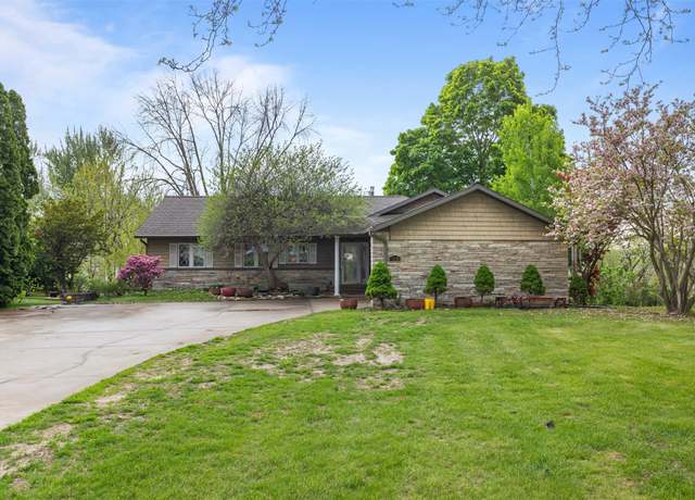 Property at 1608 W Lincoln Way, Marshalltown, IA 50158, 3 beds, 2 baths