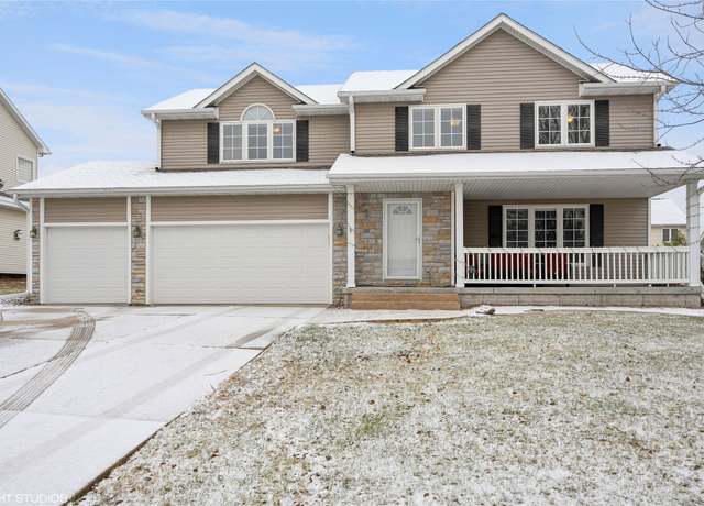 Property at 6213 NW 96th St, Johnston, IA 50131, 4 beds, 2.5 baths