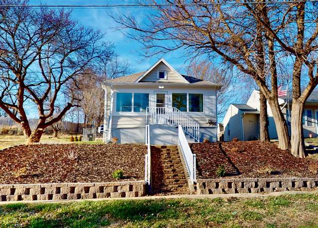 Property at 222 E Broadway St, Colfax, IA 50054, 2 beds, 2 baths