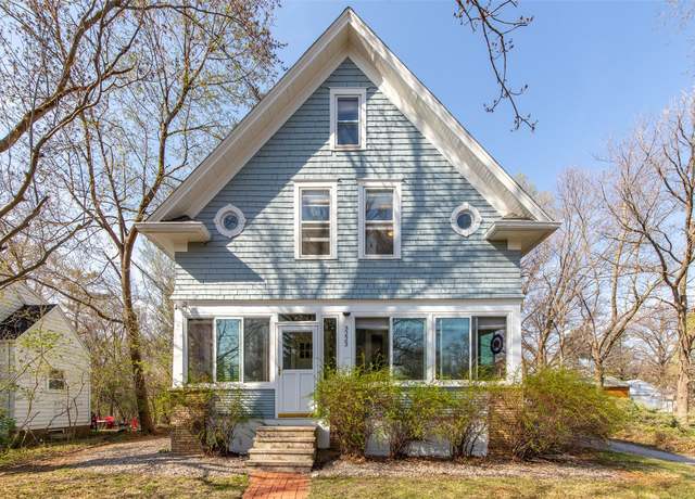 Property at 3223 West St, Ames, IA 50014, 5 beds, 1.5 baths