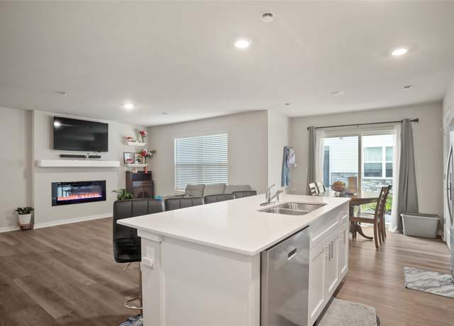 Property at 4410 NE Mongoose Ln, Ankeny, IA 50021, 3 beds, 2.5 baths
