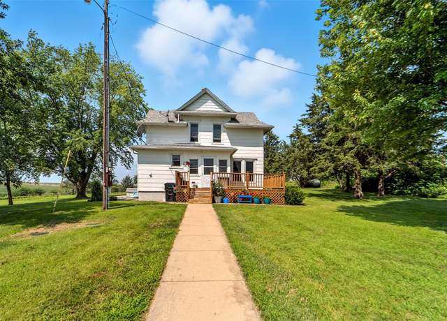 Property at 30442 Meadow Rd, Adel, IA 50003, 4 beds, 1.5 baths
