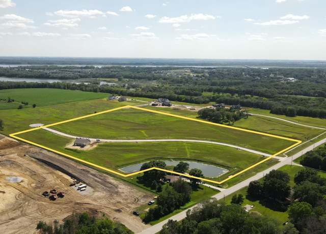 Property at 420 NE Monarch Dr, Polk City, IA 50226